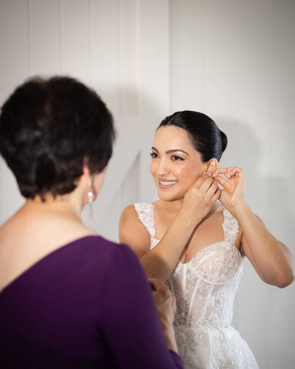 Getting ready in Laguna Beach by Blossom Beauty Team